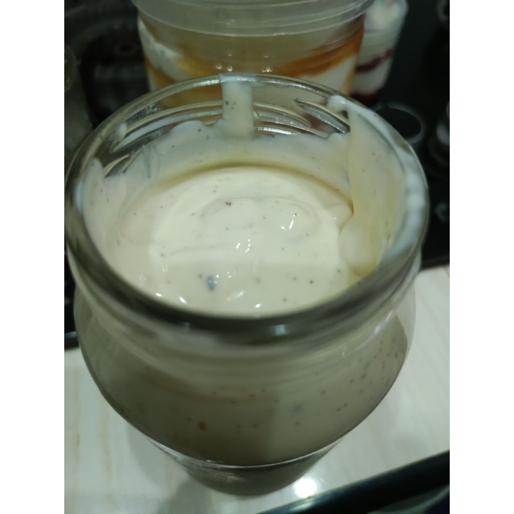 

greek yoghurt vanilla premium halal lezat penuh nutrisi