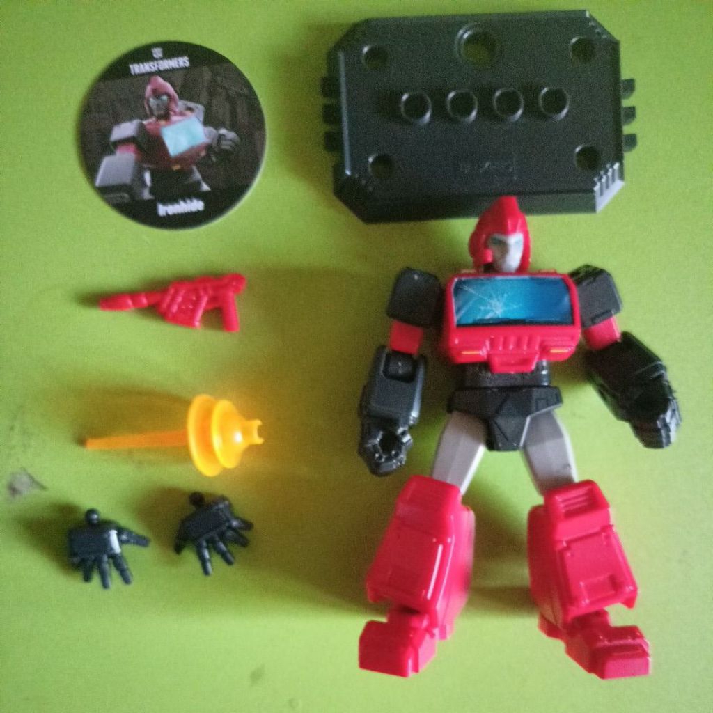 Robot.blokees.Ironhide