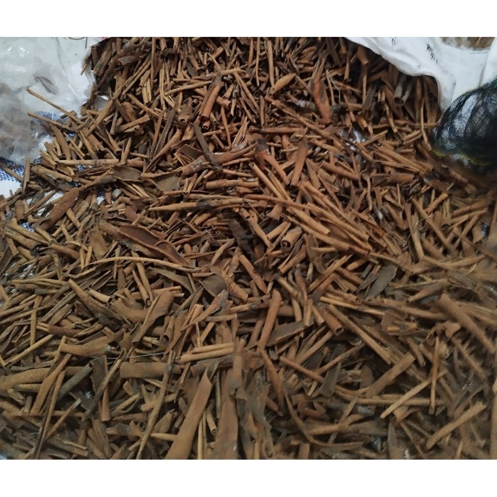 

kayu manis patahan broken pecah asli kerinci murah bahan masakan rempah herbal