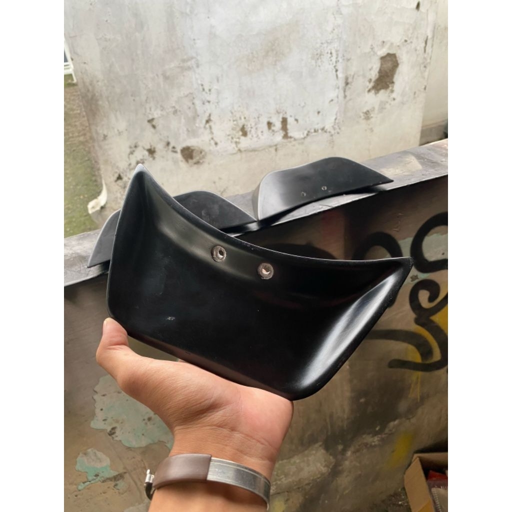 ducktail vespa matic s ducktail vespa lx iget buntut belakang vespa matic aksesoris vespa matic spar