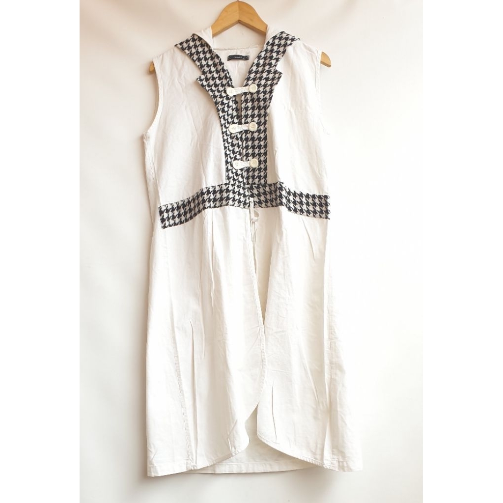 Long Vest Outer Cardigan Dress Rompi Panjang Wanita Putih Merek Violet Tanpa Lengan Motif Houndstoot