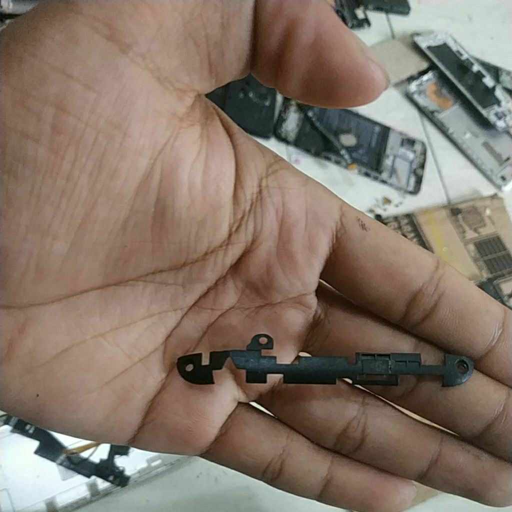 tutup mesin bekas Asus Zenfone 3 laser