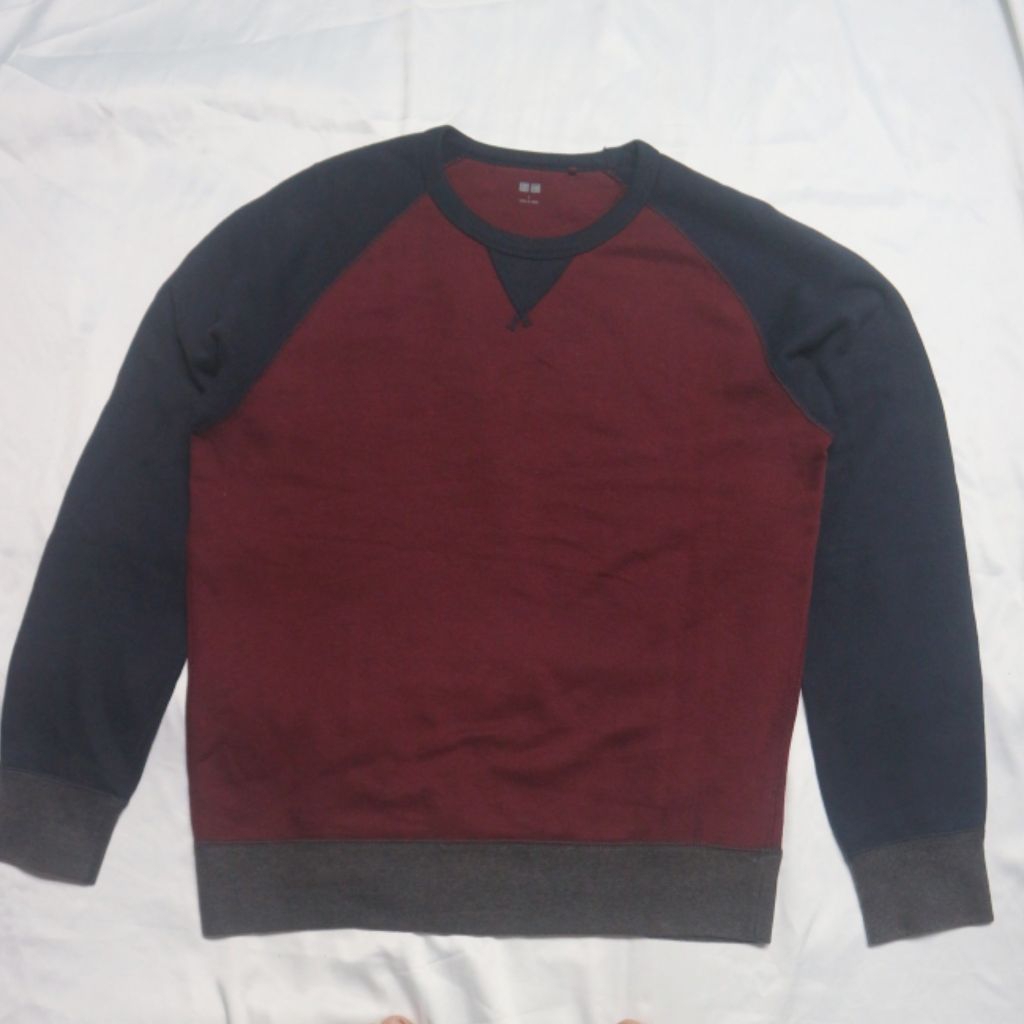 UNIQLO Creweck Basic Sweatee Maroon Navy Grey Lengan Panjang Knitwear Sweater Sweatshirt Crewneck Ra