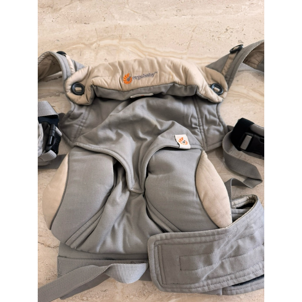 Ergo Baby Carrier 360 Bundle of Joy