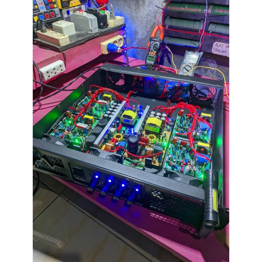 Power class d 4ch smps2.5kv 900wwaat permono