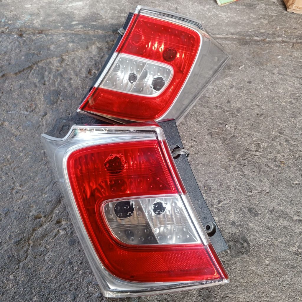 stoplamp Lampu Belakang Honda Freed facelift