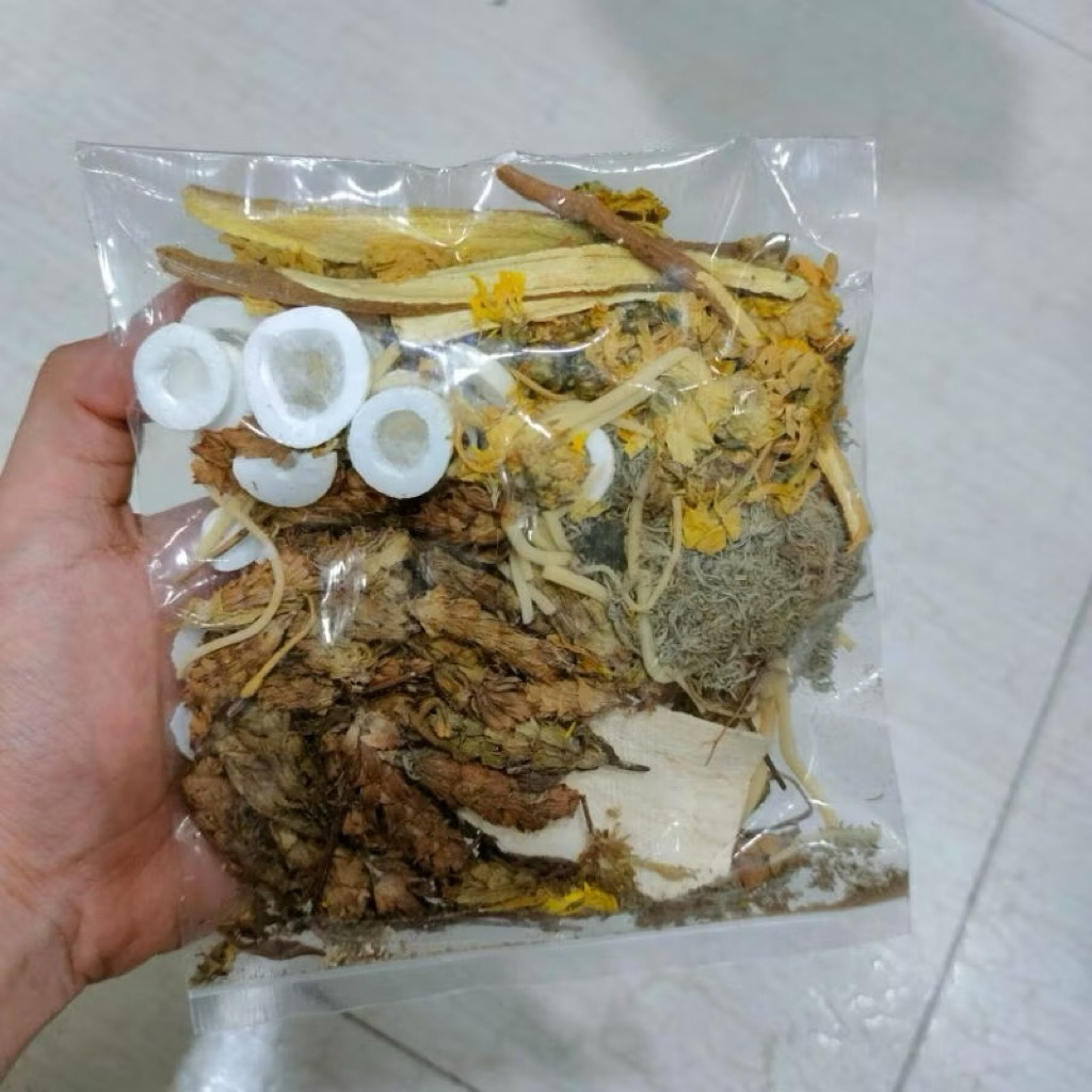 

Ramuan LIANG TEH 8 macam , utk sariawan , panas dalam dan sakit tenggorokan