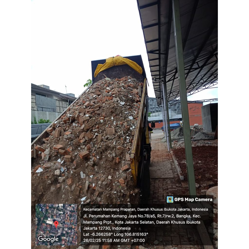 Pengurugan puing jakarta