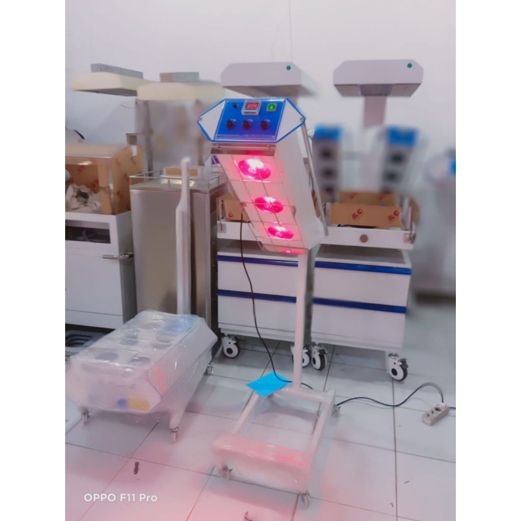 lampu terapi infrared standing 3 bohlam/lampu terapi infrared