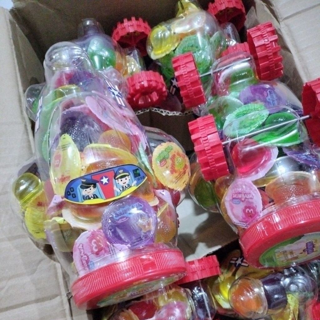 

Jeli agar-agar aneka rasa buahan 1 mobil isi 70 pcs