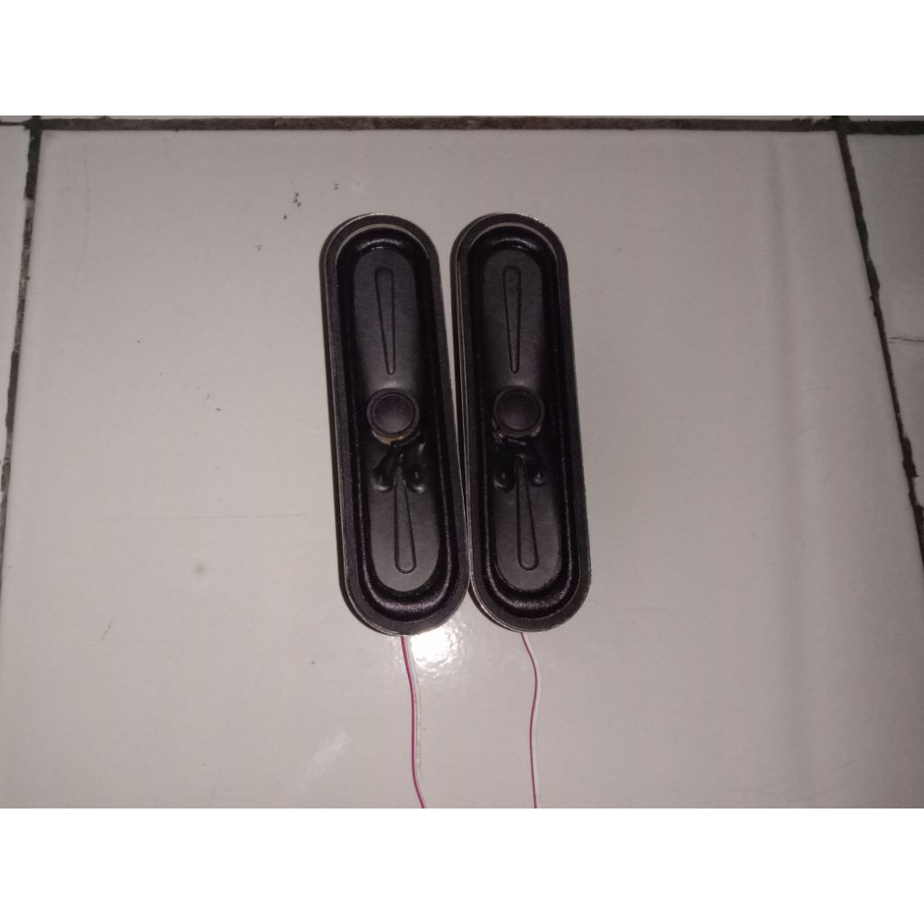 speaker tv Akari LE-29P57ID satu pasang