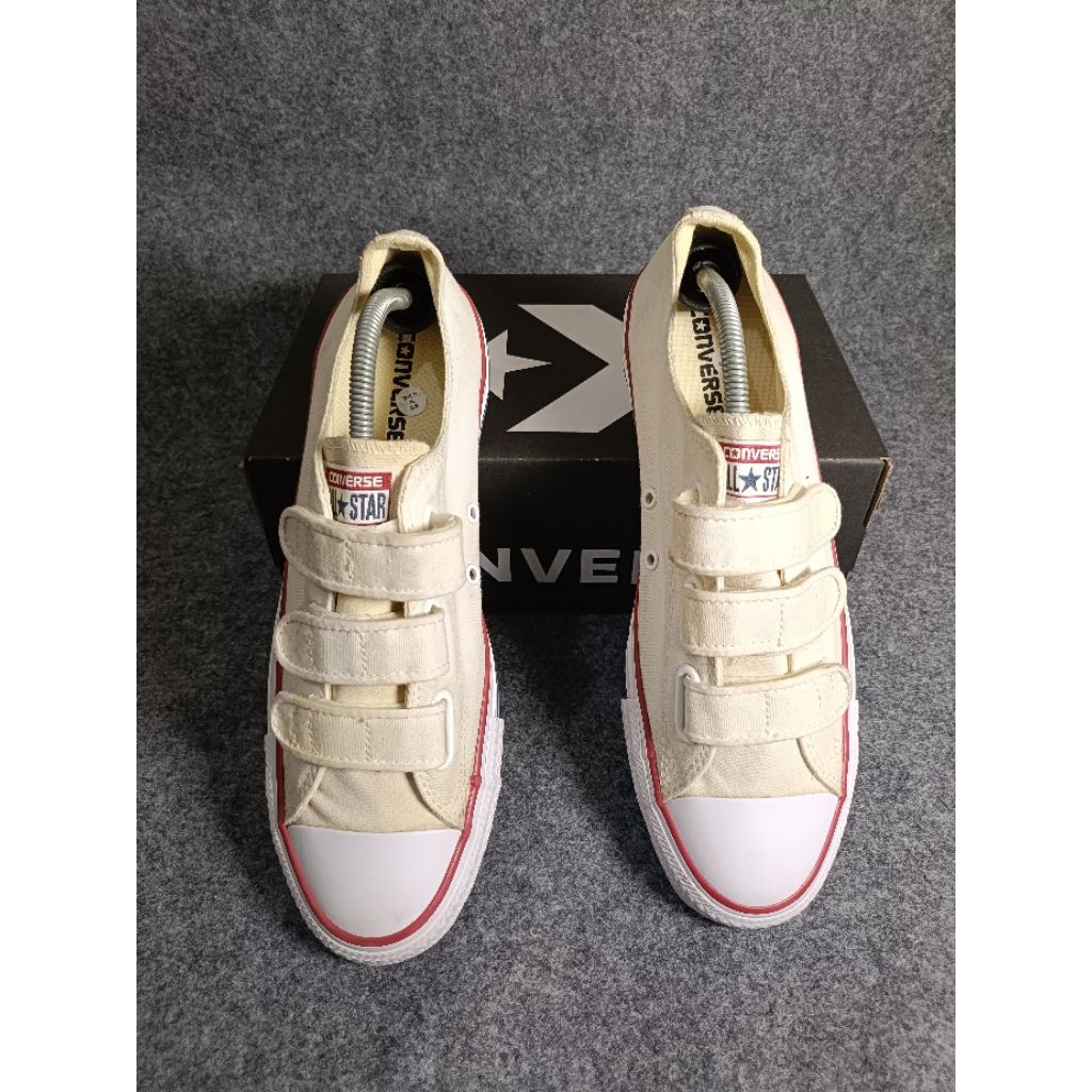 Converse Velcro canvas