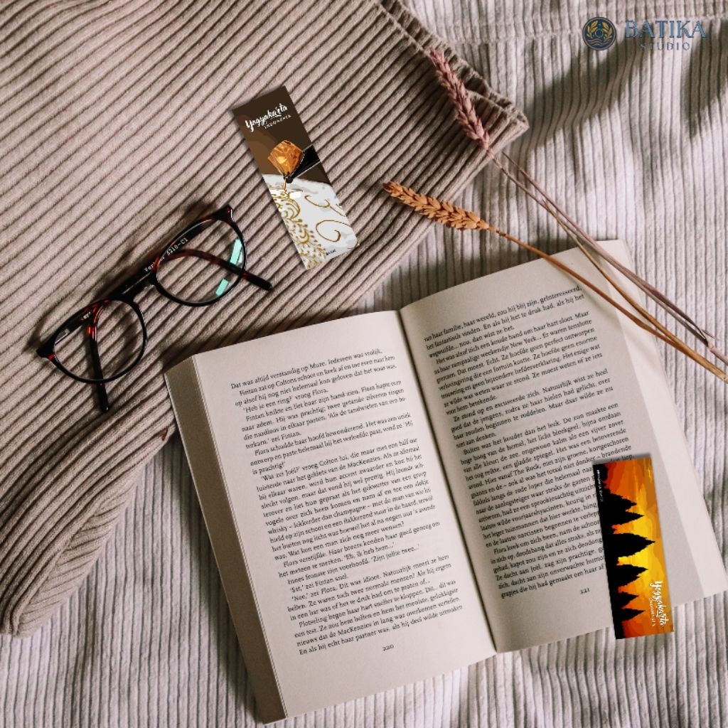 

Travels Souvenir | Bookmark | Pembatas Buku | Yogyakarta Edition | 12 pcs