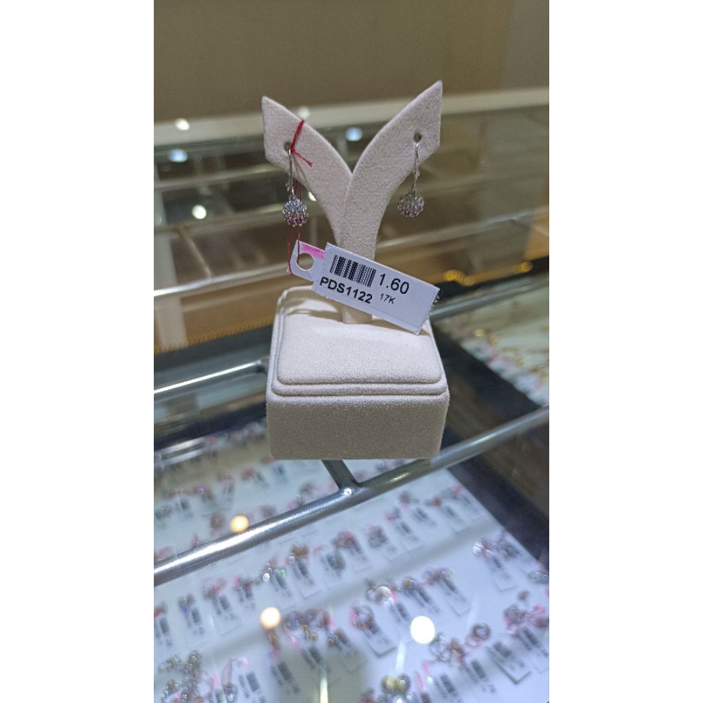 Anting Emas Putih ubs 17k