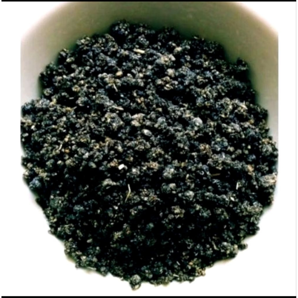 

tiwul instan khas TRENGGALEK warna hitam