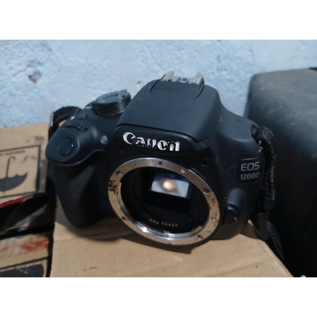 bodi Canon 1200D mati total