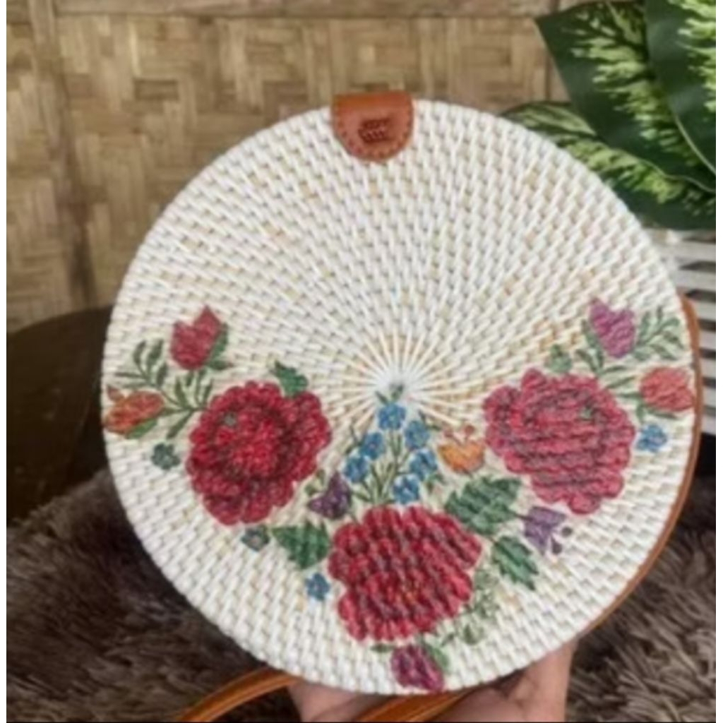 tas rotan selempang wanita