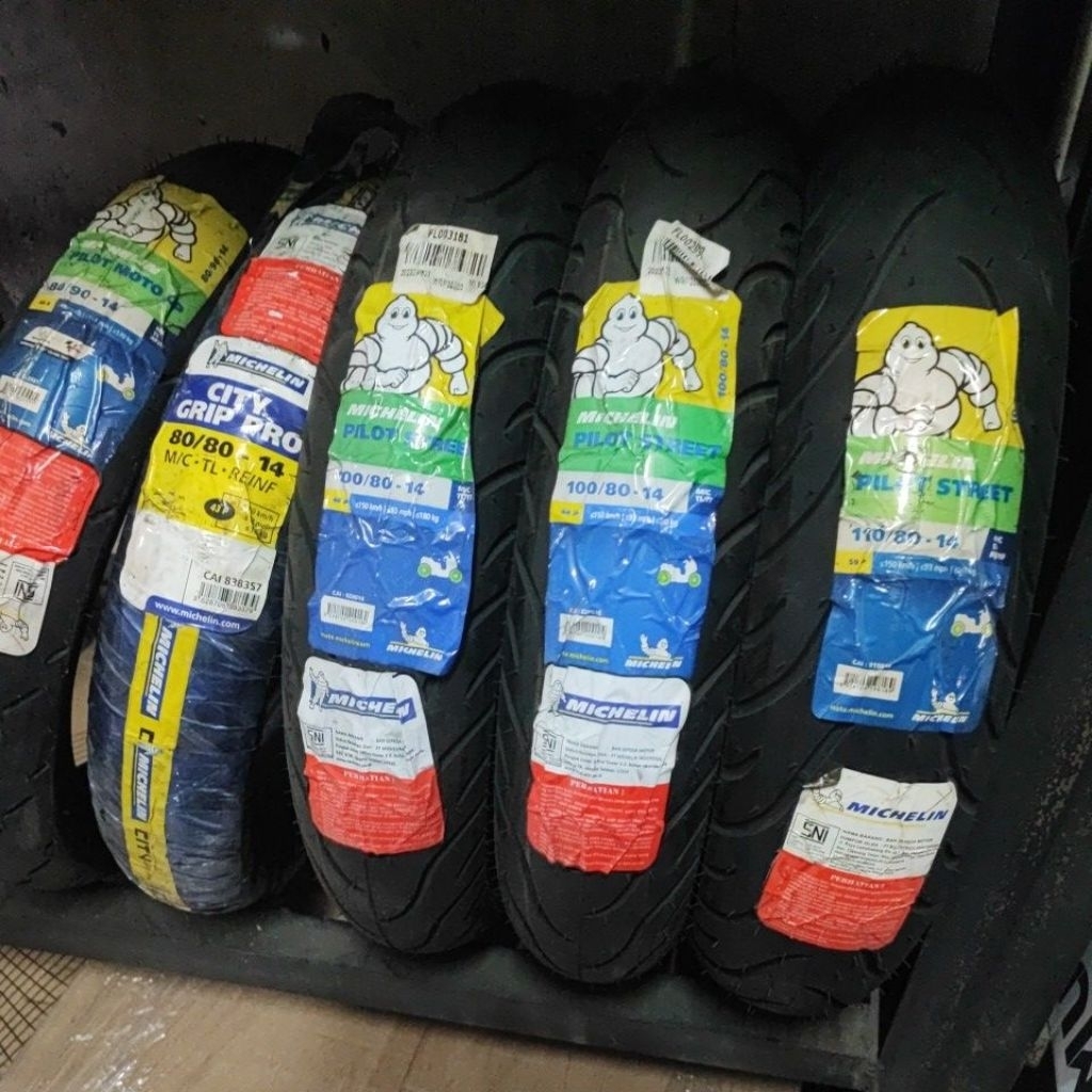 Ban 110/80-14 100/80-14 90/80-14 100 120 130/70-17Pilot Street Michelin