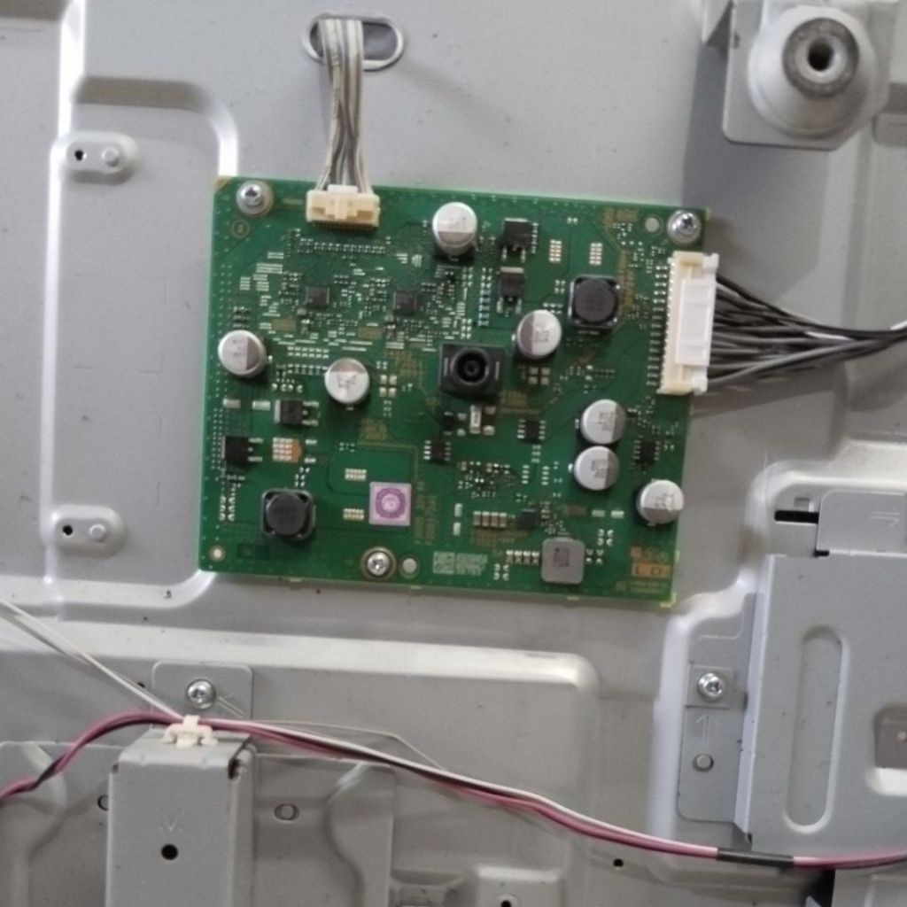 inverter adaptor sony 49x8000h