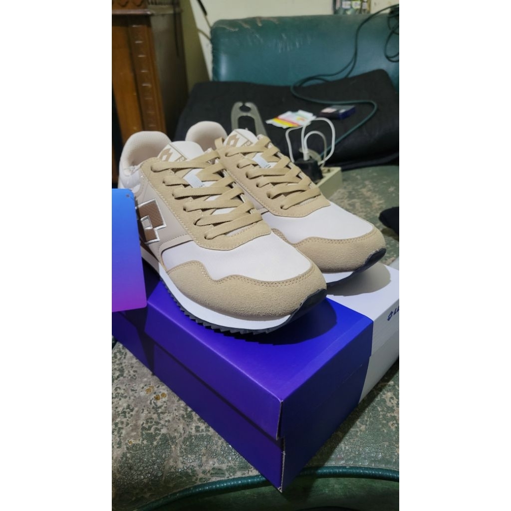 Sepatu Sneakers Lotto Erdem