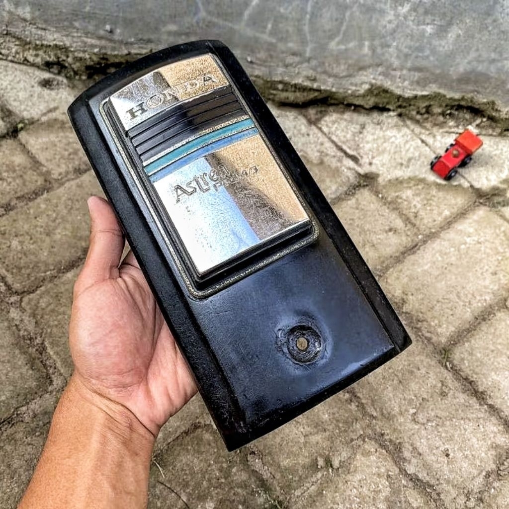 panel Astrea prima dasi prima emblem panel Astrea prima