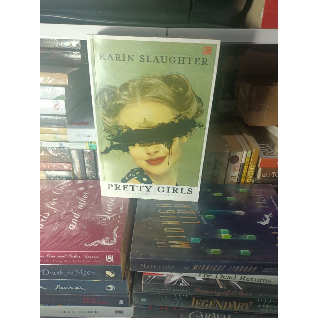 Novel Preluv Pretty Girls by Karin Slaughter