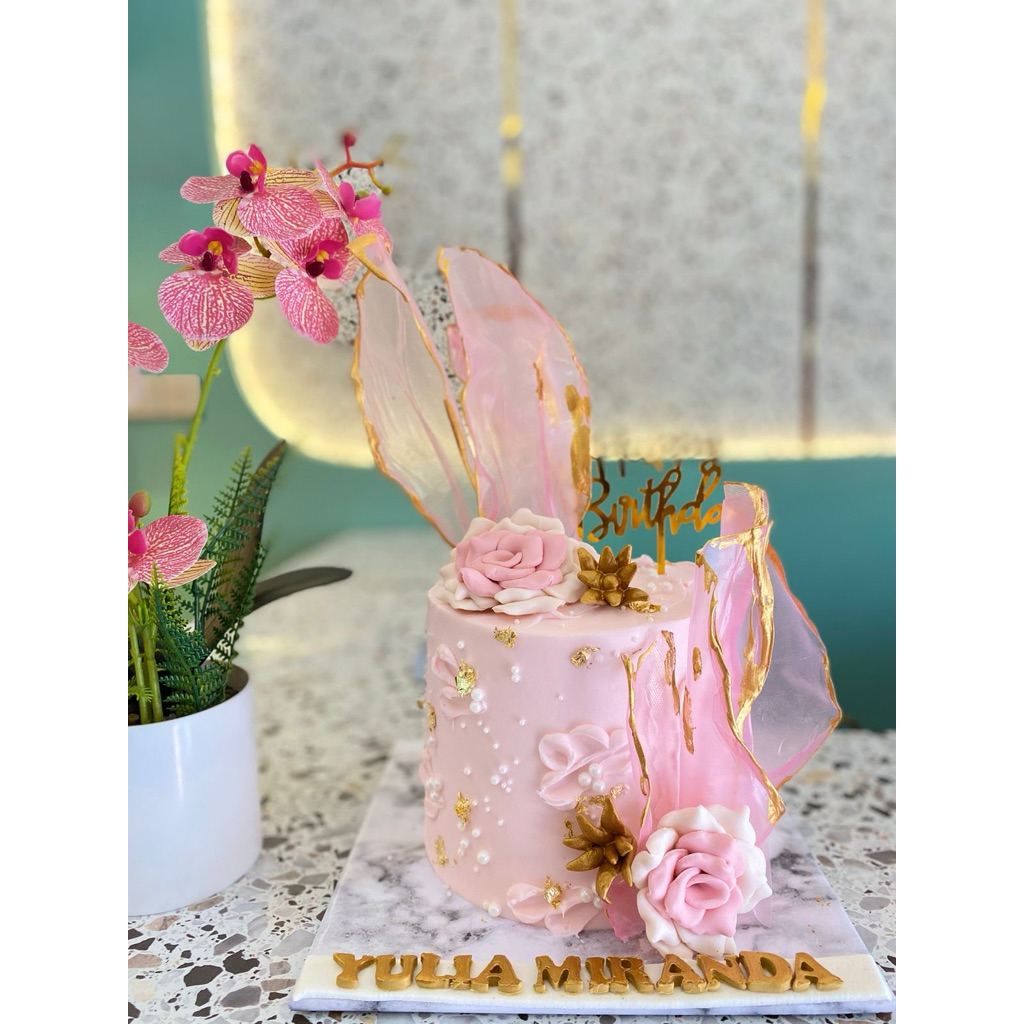 

custom cake bunga cantik