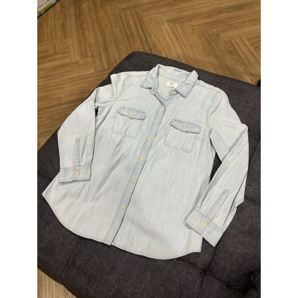 Old Navy denim shirt