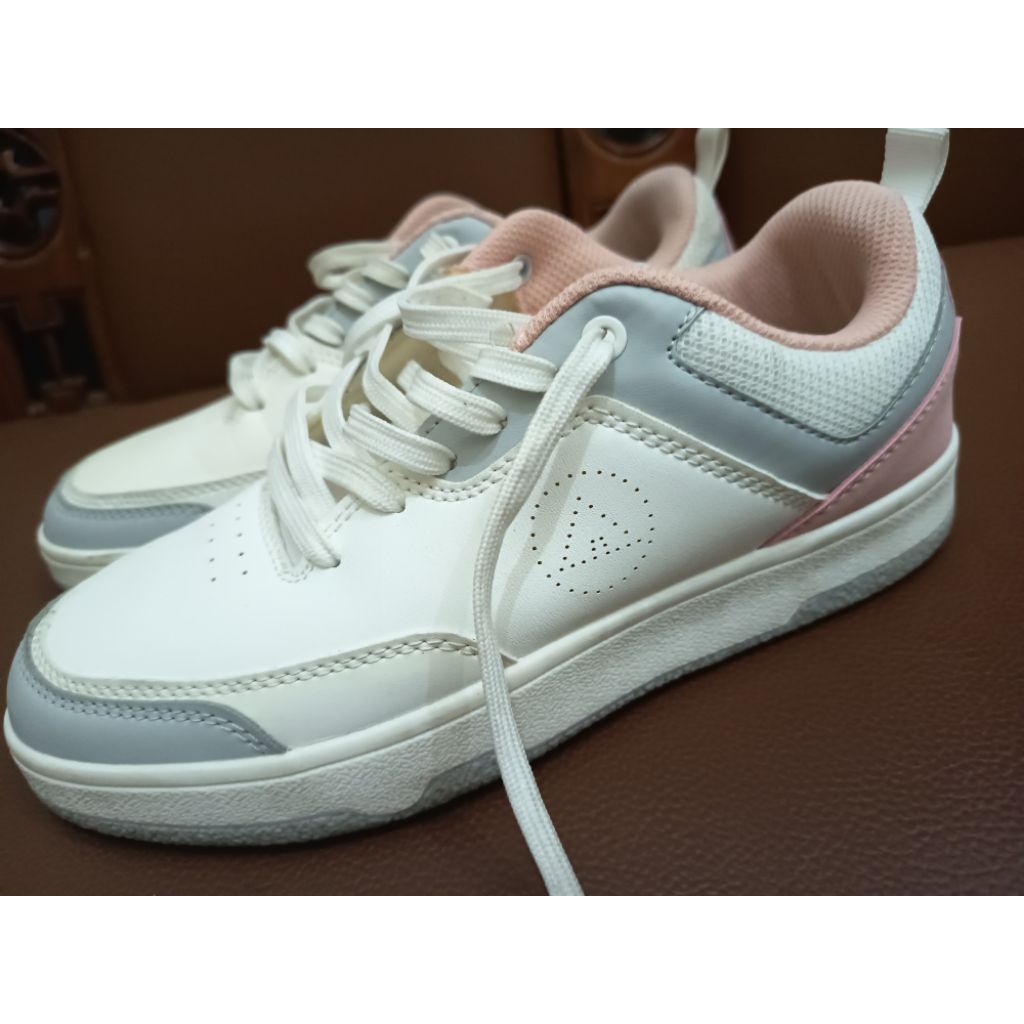 PRELOVED AIRWALK BRUE WHITE/GREY/PINK ORIGINAL (WOMEN)