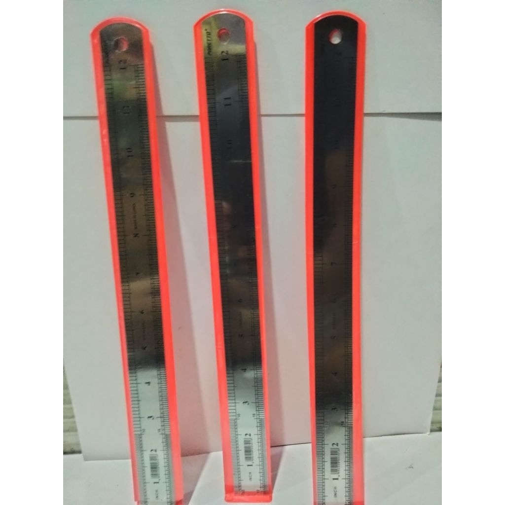 

Penggaris besi isi 12pcs stainless