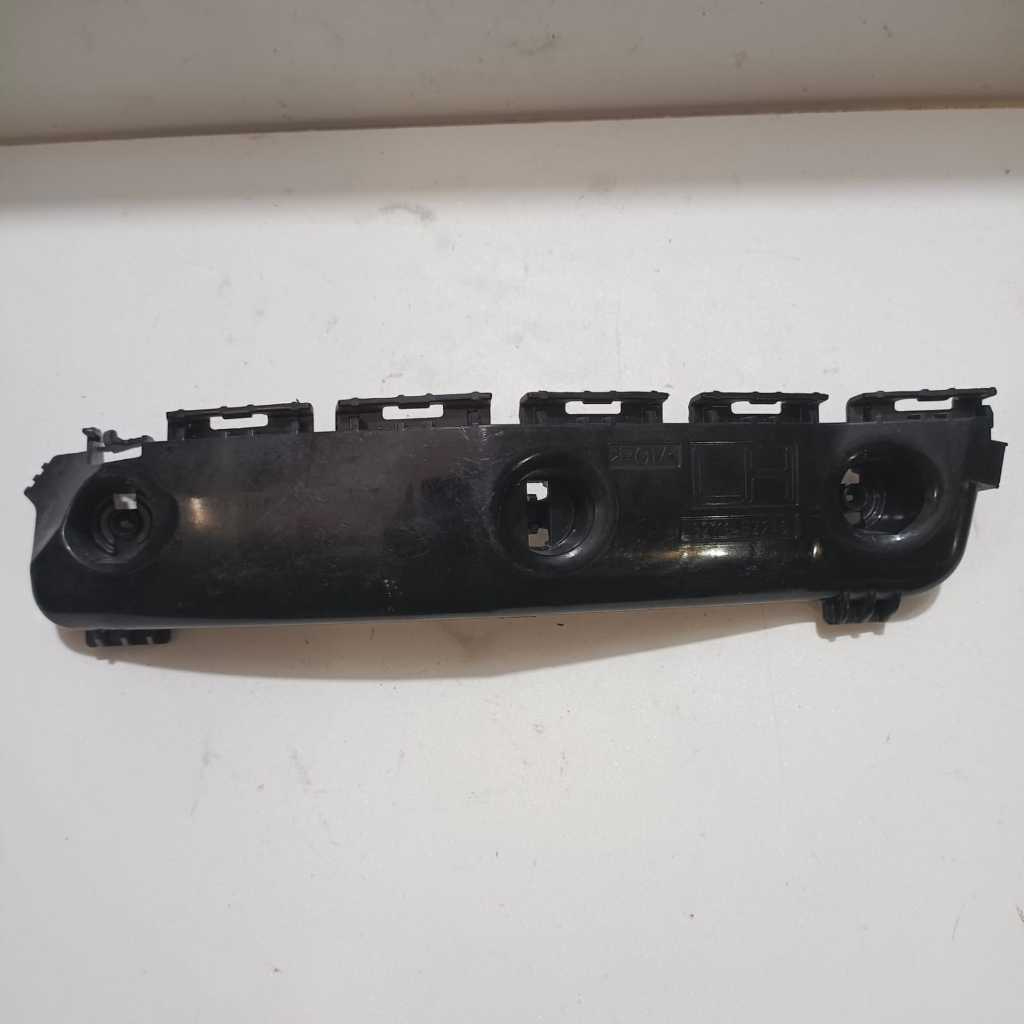 Breket Bemper Depan Mobil Avanza Xenia 2022 Original 1pcs bagian kiri LH