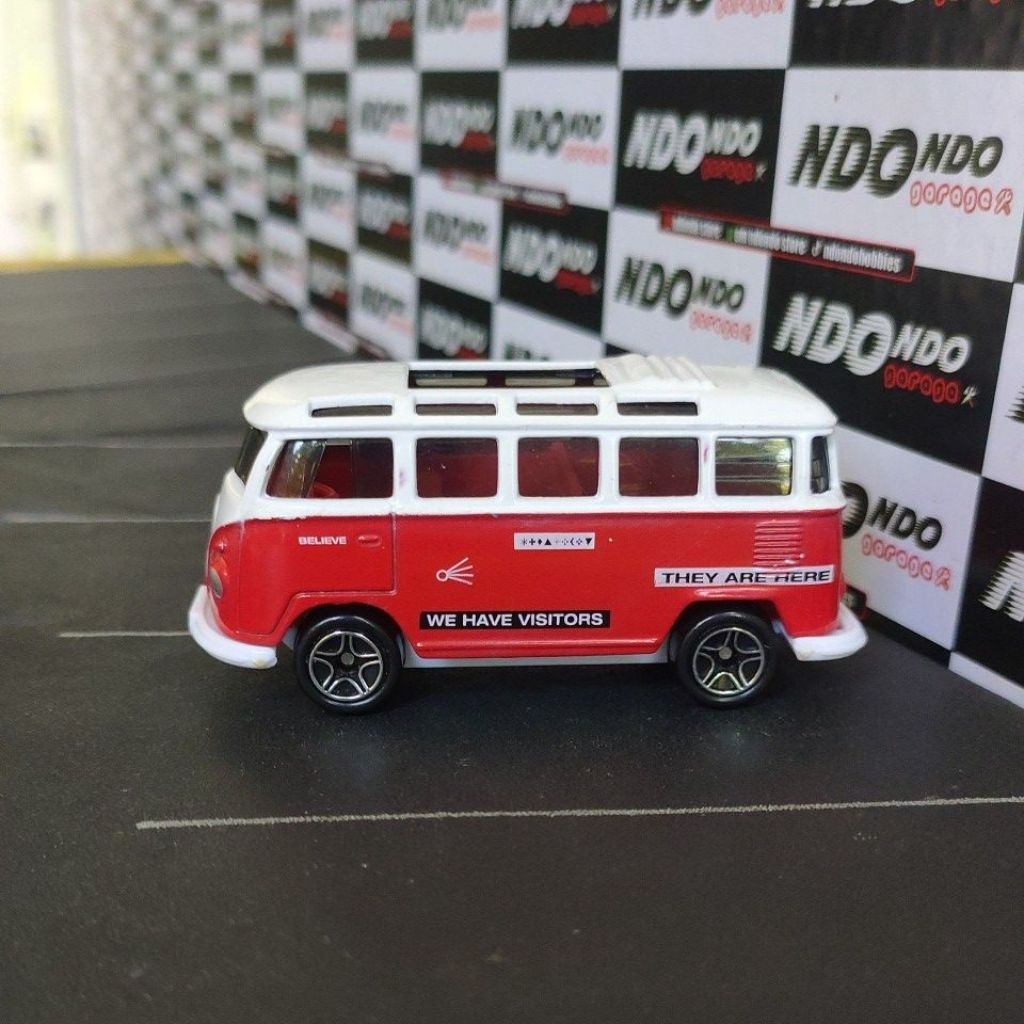 Matchbox VW Volkswagen Transporter Red 2nd Loose - 1999 Science Fiction