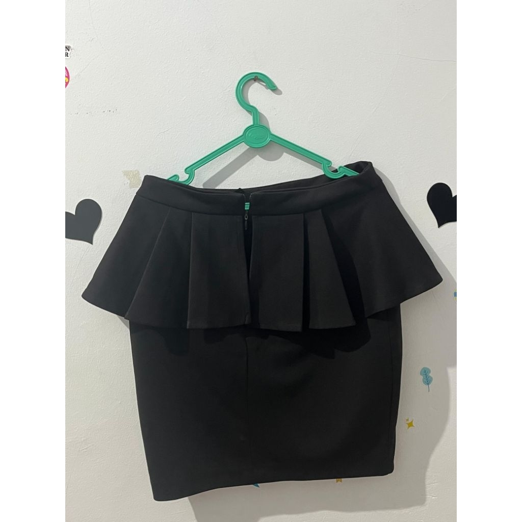 preloved rok span mini