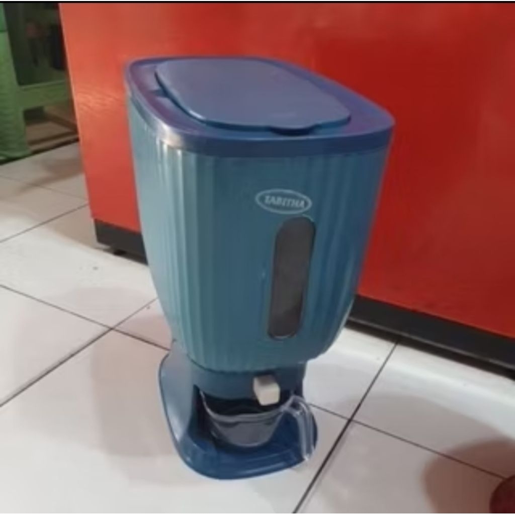 

Tempat beras 10 kg / rice box / dispenser beras