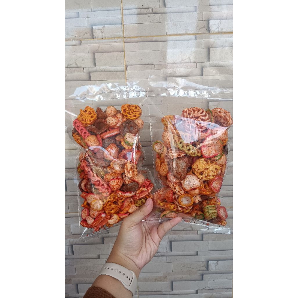 

Seblak Mix Pedas Kriuk / Seblak Mix Kering Pedas / Kerupuk Seblak Mix Pedas