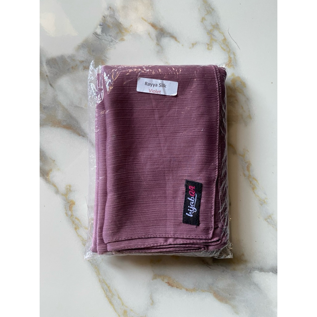 [NEW] pashmina silk by hijabqa bukan preloved