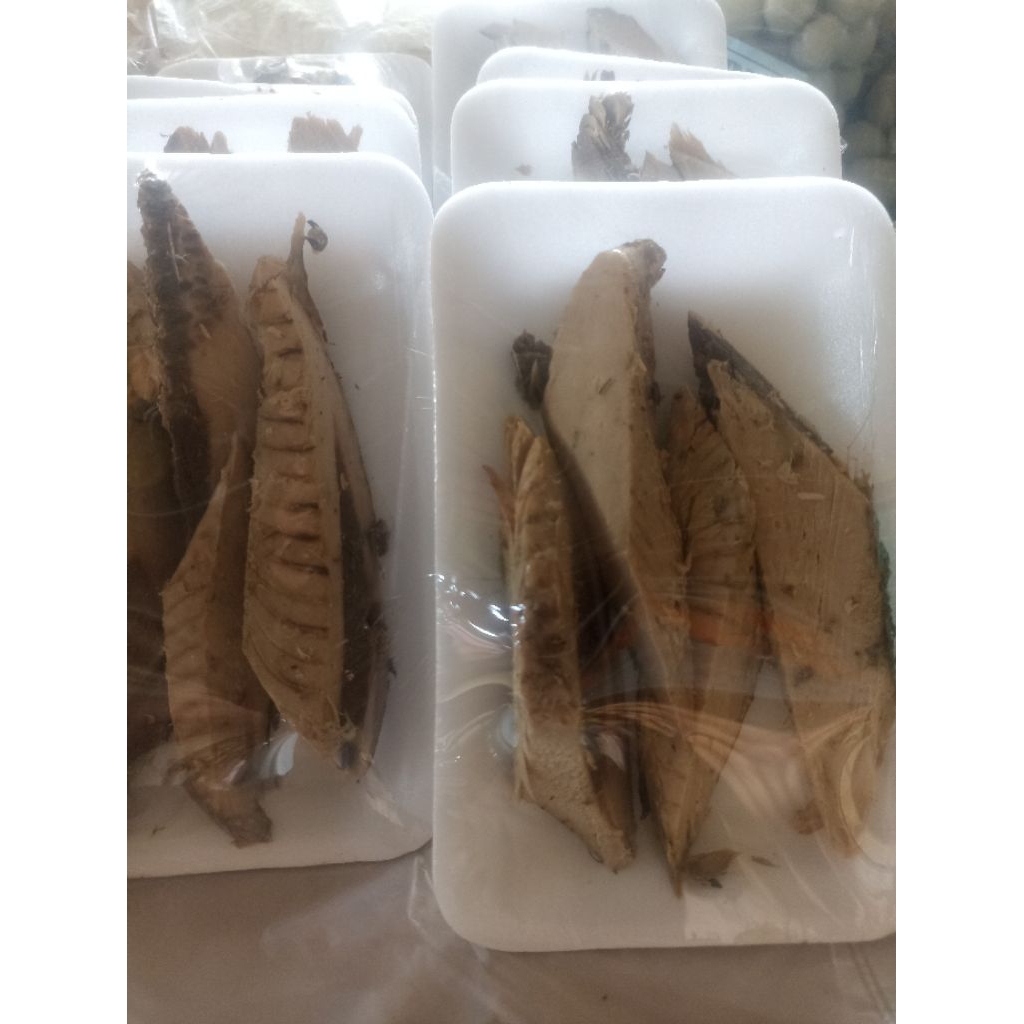 

Ikan tongkol/Pindang tongkol/pindang kereut