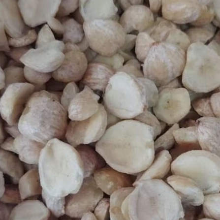 

KEMIRI PECAH 1KG SUPER