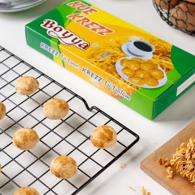 

BOGAJAYA Kue Kering KREZZ mie BOYYA khas Surabaya Gurih 250 Gram