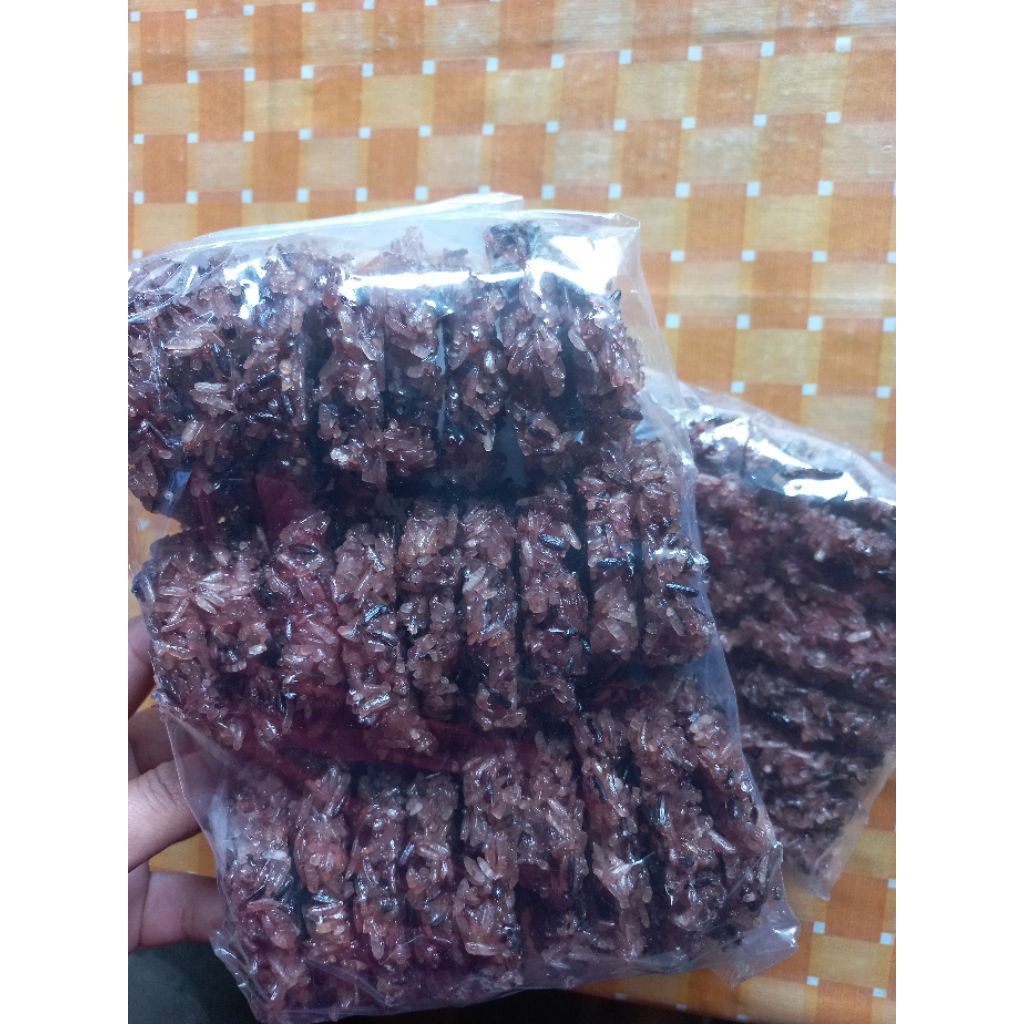 

RENGGINANG KETAN HITAM ASLI ISI 26pcs (500gr)