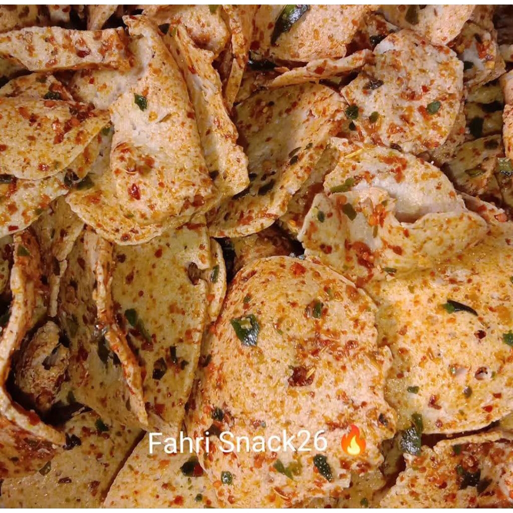 

Cemilan Kripik baso daging sapi basreng pedas gurih daun jeruk kencur