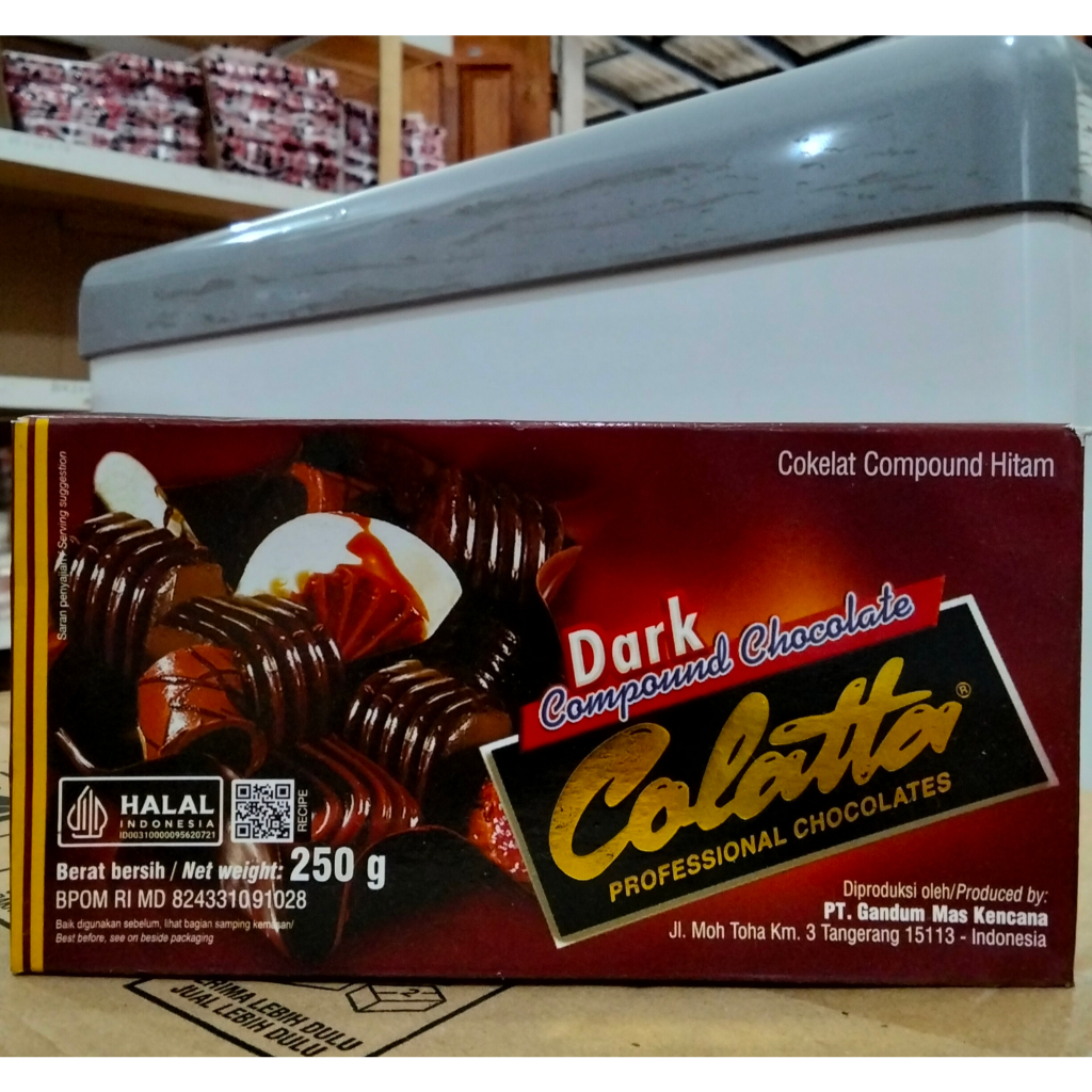 

Colatta Dark compound chocolate Colatta Chocolate compound strawbery 250 gram