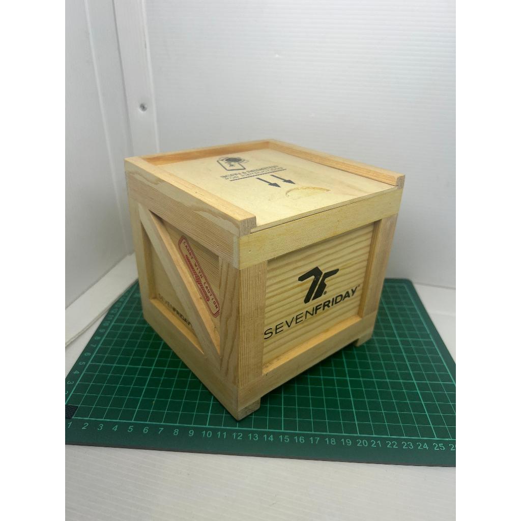 Box Asli Original Seven Friday