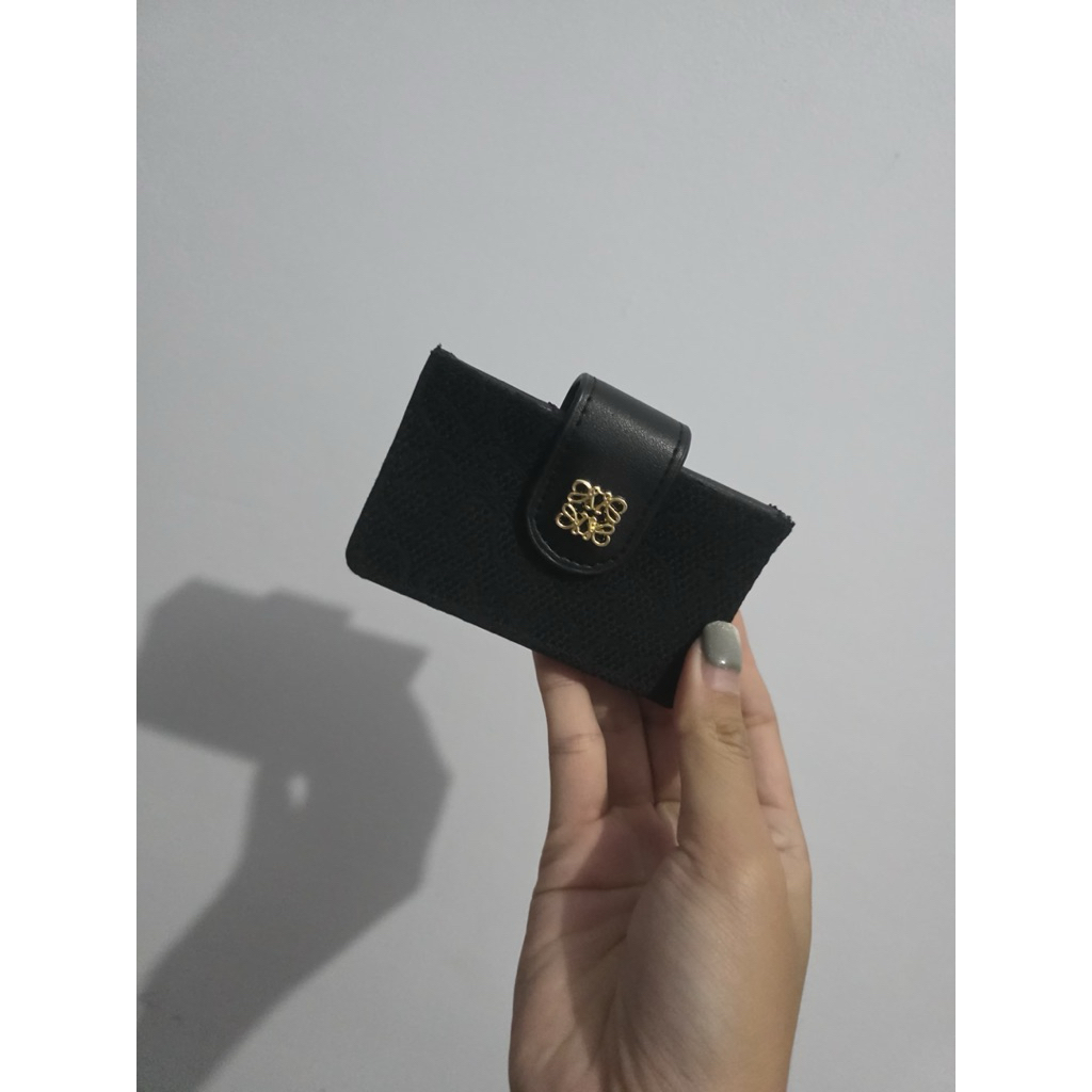 Dompet kartu / card holder 1:1 mirror preloved loewe
