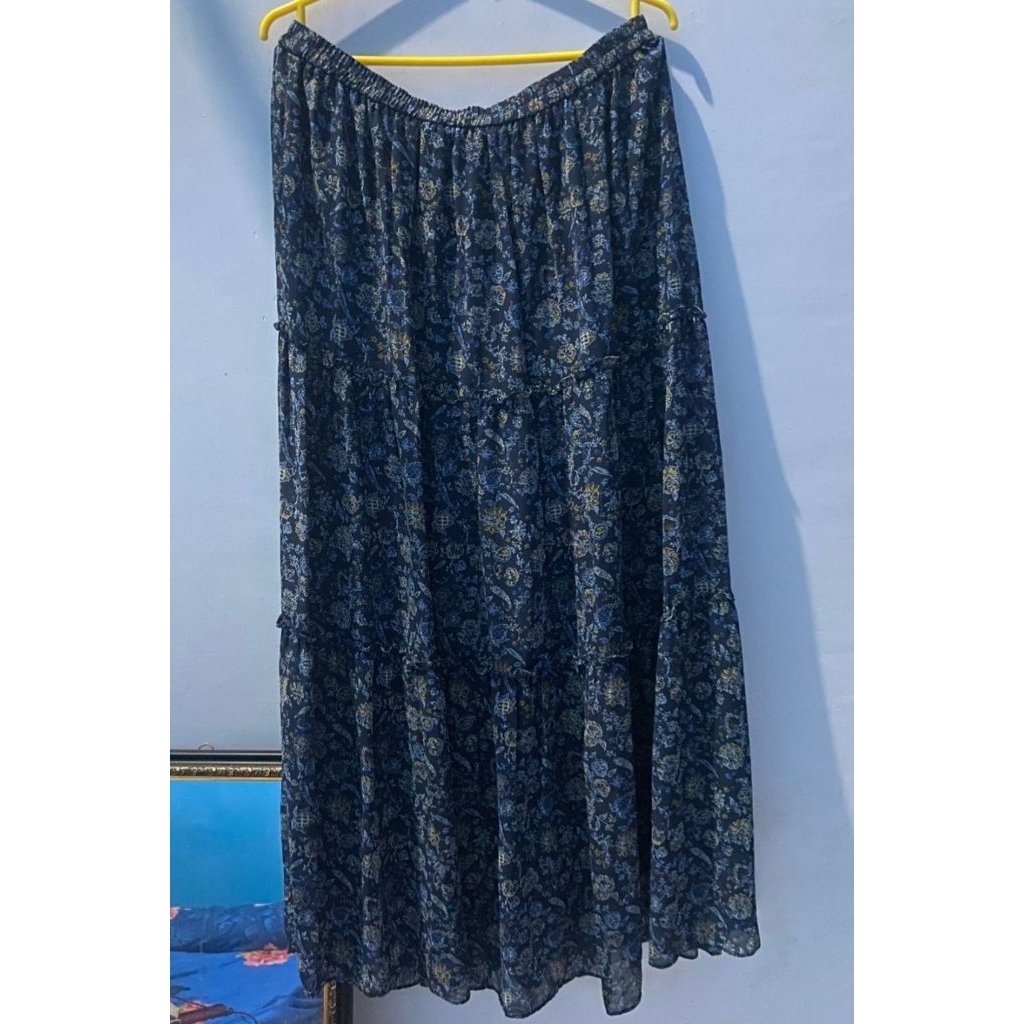 rok uniqlo umpak motif