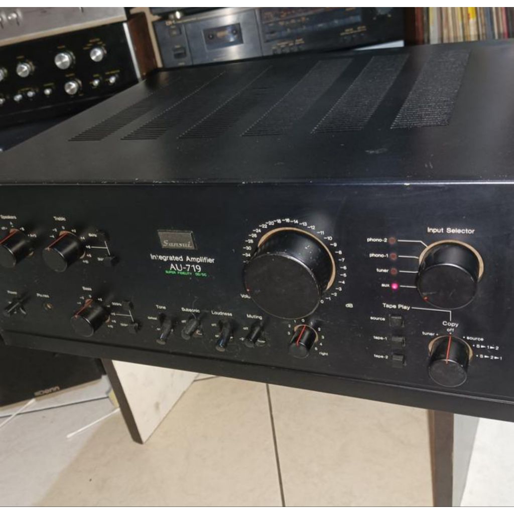 Amplifier Sansui AU-719 Tenaga Besar