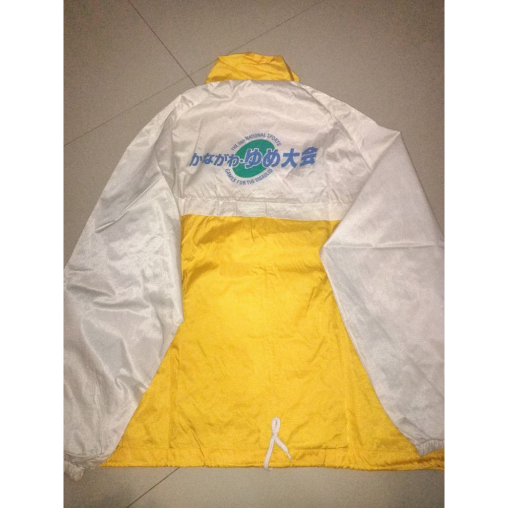 Jaket Mizuno preloved kuning parasut anti air (Second)