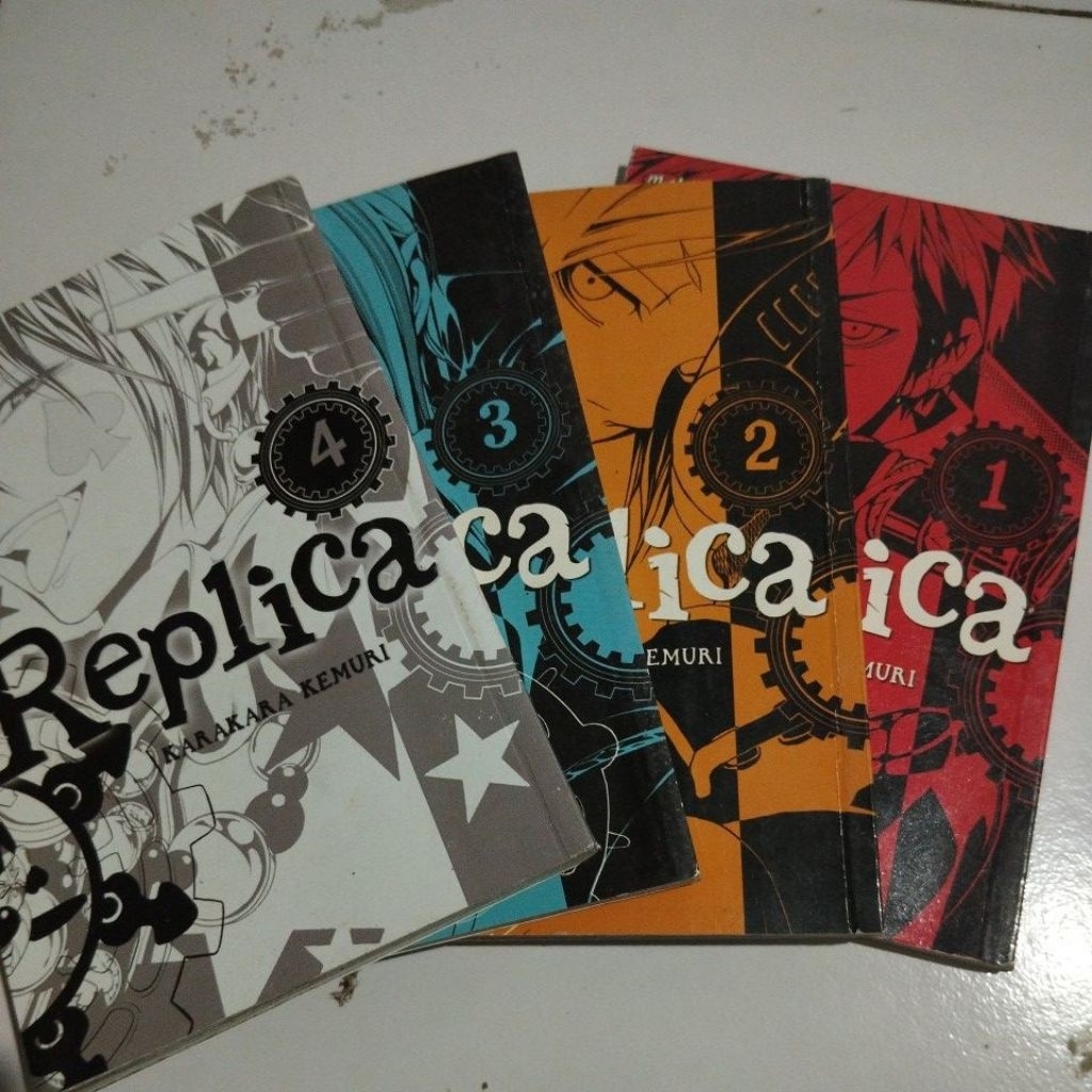 Komik Remaja Replica by Karakara Kemuri