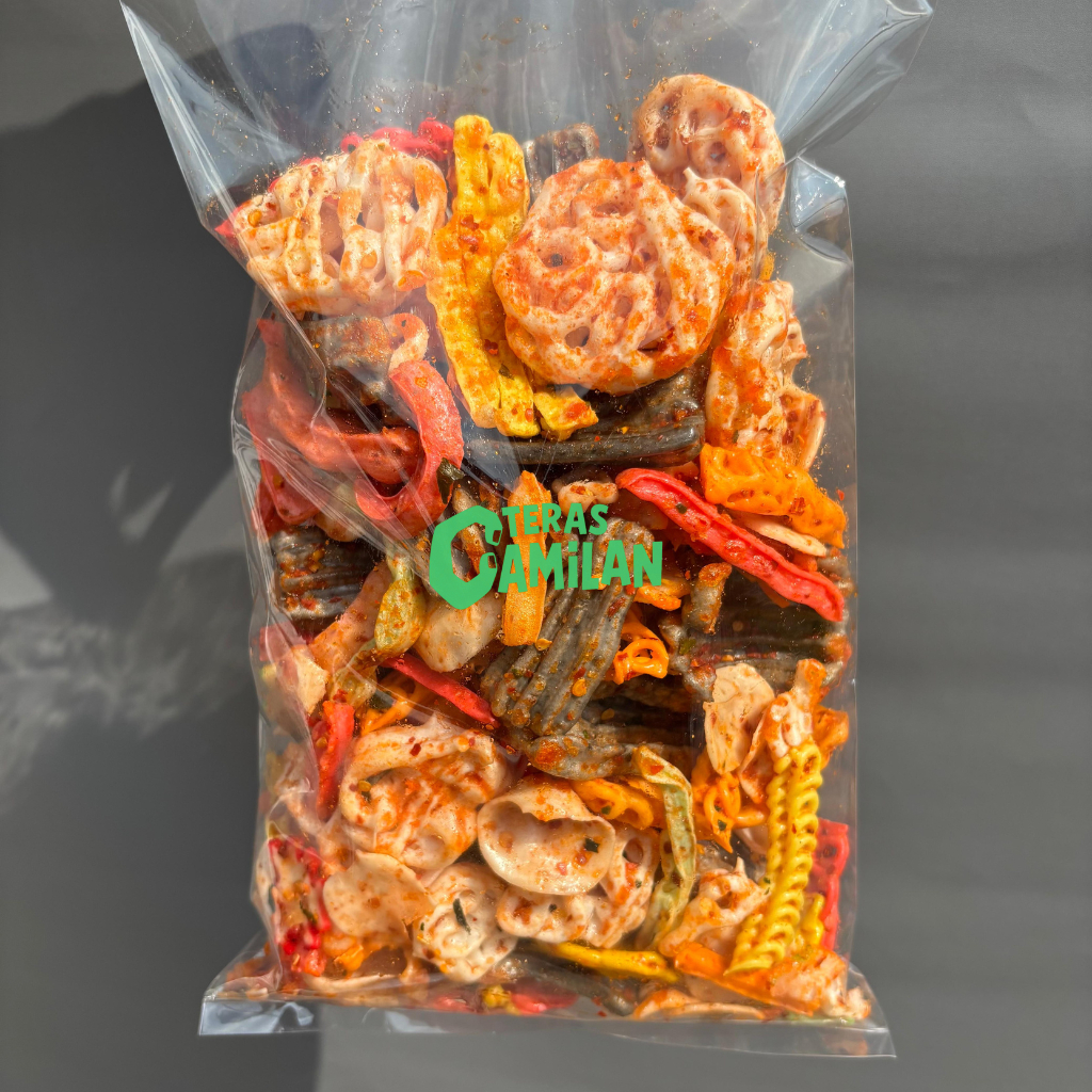 

Kerupuk Seblak Campur Mix Chili Oil Daun Jeruk Kemasan - 500g