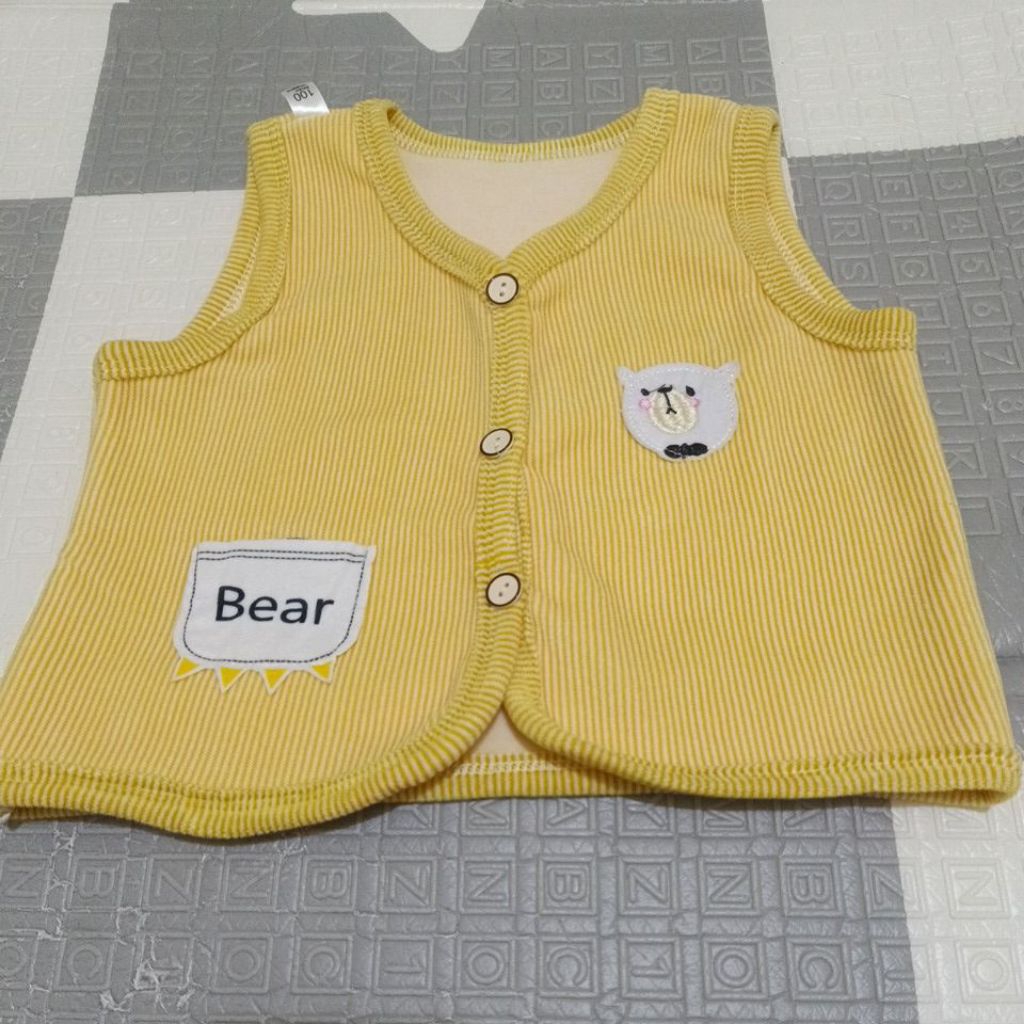 Preloved Second vest rompi kuning bear beruang anak size 100 usia 1-2 th